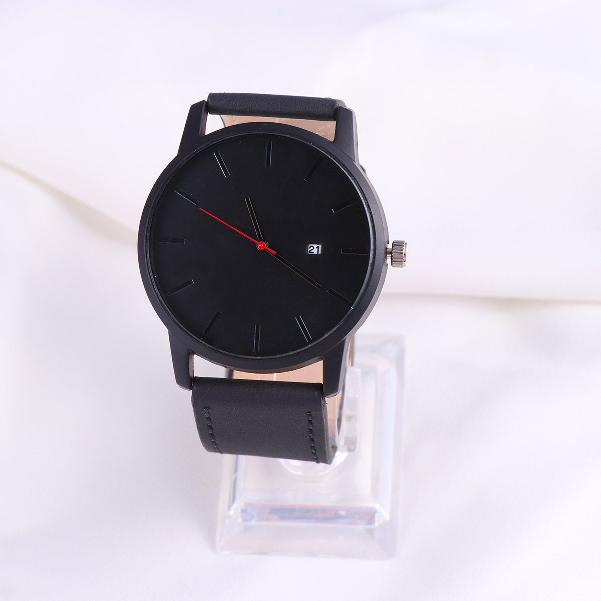Montre à quartz élégante pour  - Luxury Watch Gold And Black avis et prix