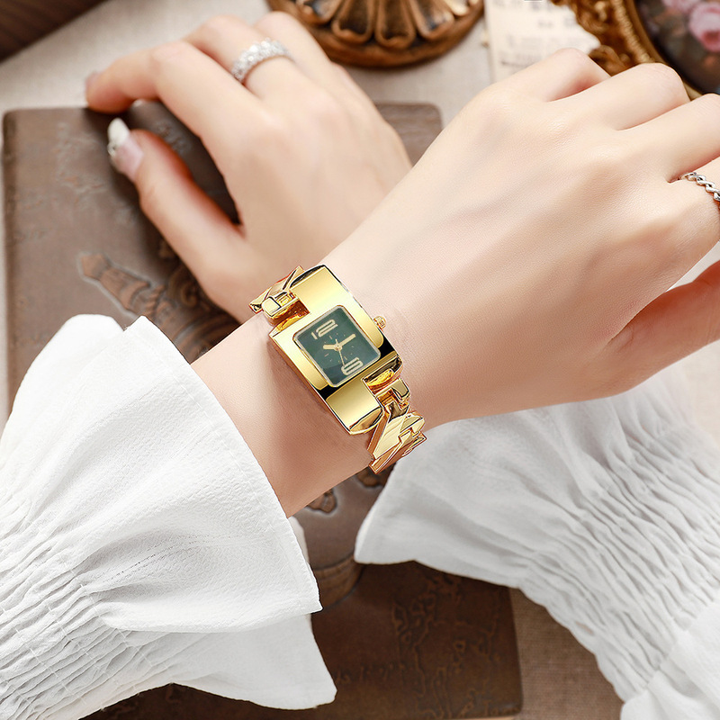 Montre carrée à quartz pour fe - Luxury Watch Vintage avis et prix