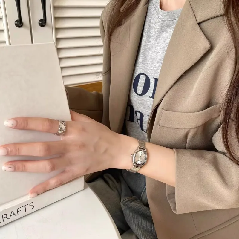 Petit cadran ovale montre vert - Luxury Watch Lady avis et prix